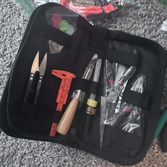 Jewelry Making Set - Picture 4 of 14